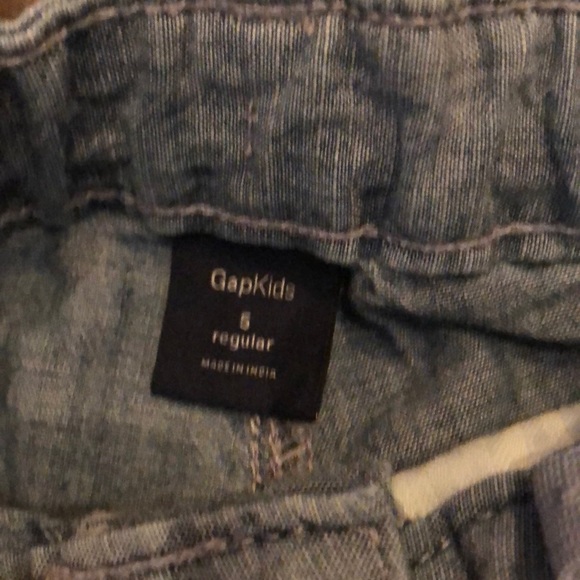 GAP shorts!  Beautiful. EUC - Picture 2 of 3